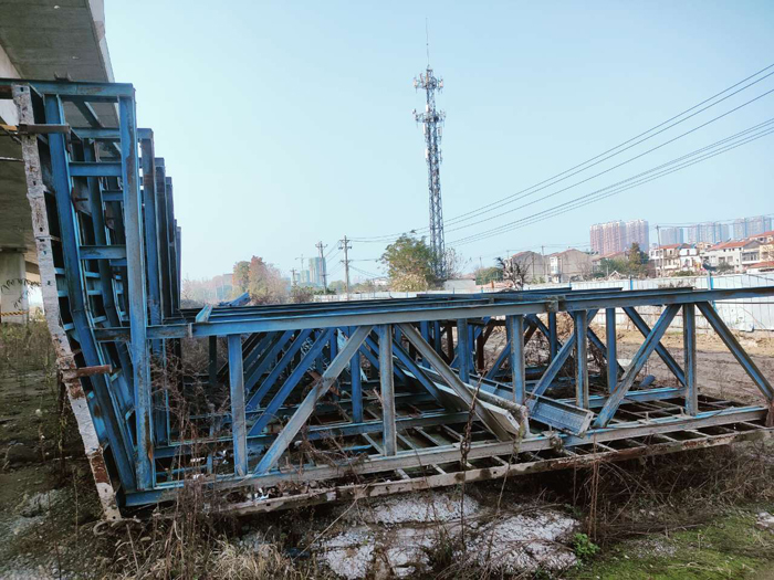 Guizhou Heliv Express Way Cast in situ beam-Cantilever Form Traveler Boyoun