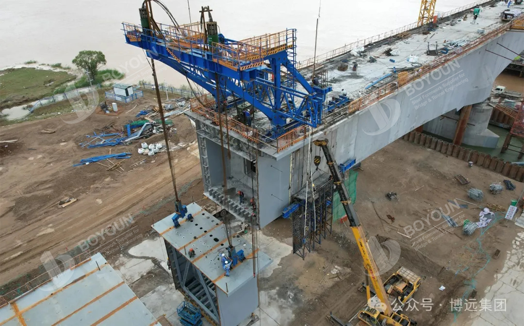 Introducción a la construcción de puentes cantilever prefabricados