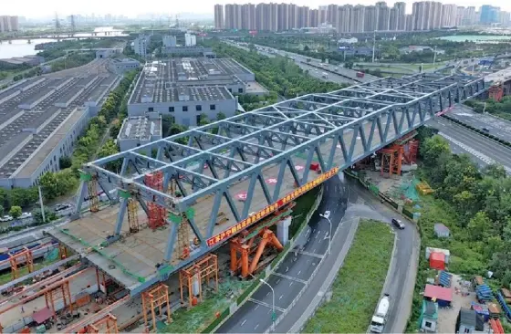 Puente de armadura de acero