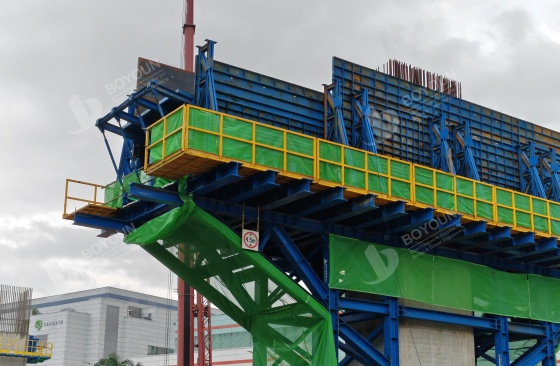 Tecnología de construcción de andamios Crosshead castin-situ [palabras clave] ingeniería de carreteras y puentes; Tecnología de construcción de andamicrosshead castin-situ; Aplicación la estructura transversal es