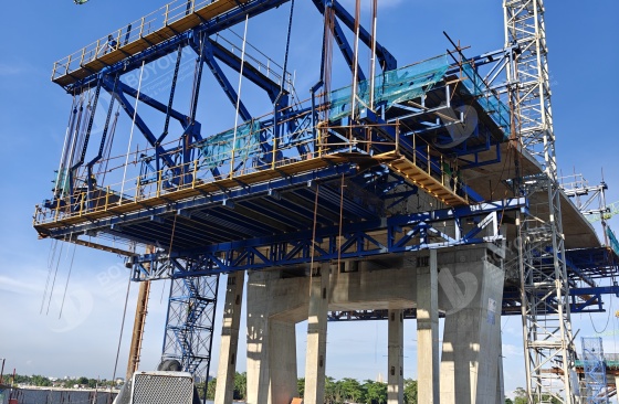 Puente Bucana en Filipinas