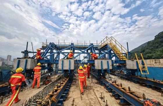 Sanming changun Road Overpass Project Crossing Yingtan Xiamen Railway (en inglés)
