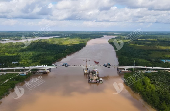 Puente Sarawak Sungai Krian en Malasia